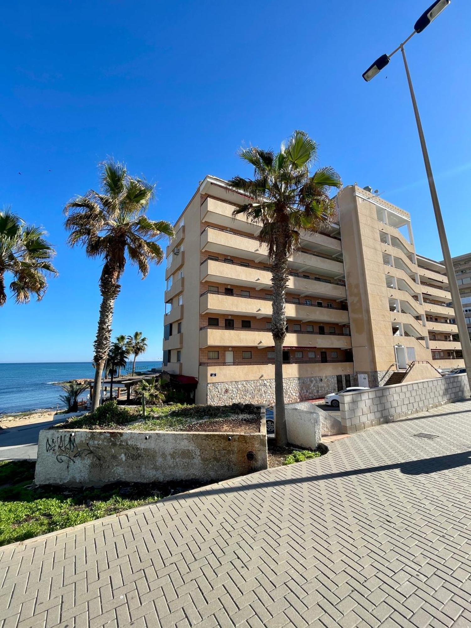 Apartamento Con Vistas Al Mar En Cabo Cervera Торевиеха Екстериор снимка