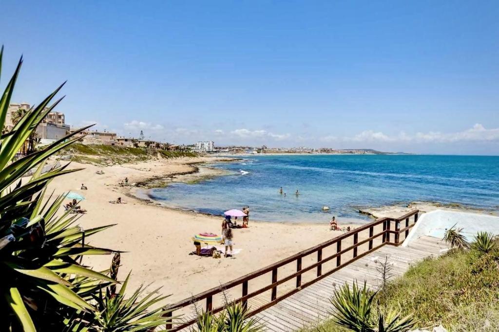 Apartamento Con Vistas Al Mar En Cabo Cervera Торевиеха Екстериор снимка