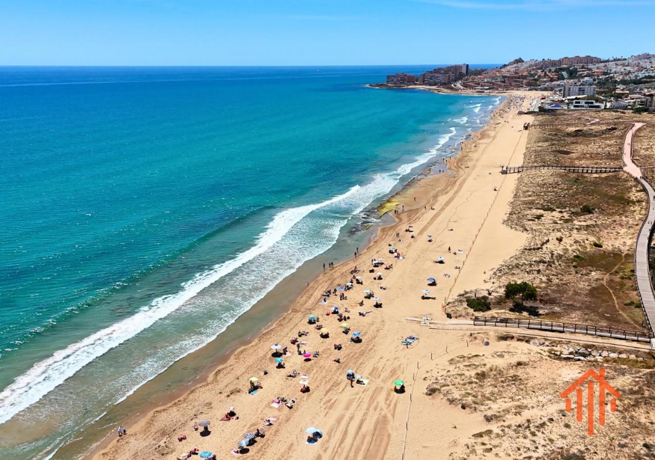 Apartamento Con Vistas Al Mar En Cabo Cervera Торевиеха Екстериор снимка